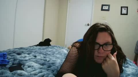 fuzzypeaches87 online show from 07-24-26, 03:59