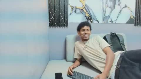 fykmor online show from 11-21-25, 07:45