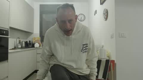 g103031910303 online show from 03-01-26, 04:36