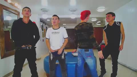 Snapshot of g4mens chatting on 12-18-24, 12:21 G4MENS online show from 12-18-24, 12:21