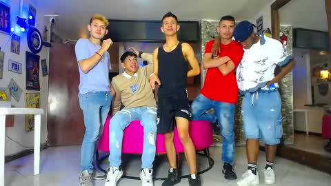 Snapshot of g4mens chatting on 09-16-25, 04:41 G4MENS online show from 09-16-25, 04:41