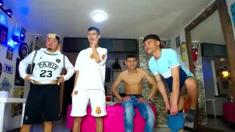 Snapshot of g4mens chatting on 10-13-25, 03:34 G4MENS online show from 10-13-25, 03:34