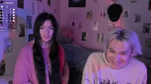 Snapshot of g4tito chatting on 11-02-25, 06:38 g4tito online show from 11-02-25, 06:38