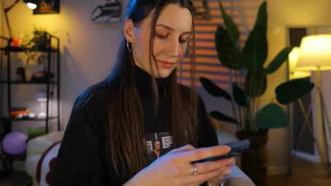 Snapshot of g_ia chatting on 11-28-25, 06:54 G online show from 11-28-25, 06:54