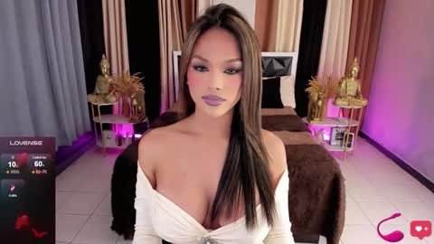 Snapshot of gab_quinn chatting on 03-05-26, 01:23 GAB online show from 03-05-26, 01:23