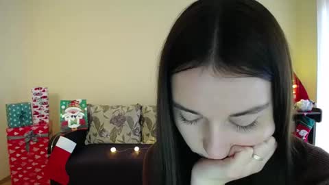 Jaklin online show from 12-17-24, 10:01