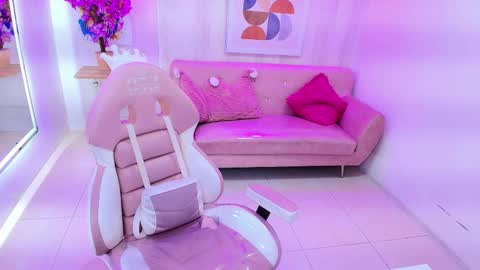 gabby_evanns online show from 10-20-25, 12:05