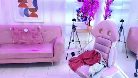 gabby_evanns online show from 04-30-26, 08:57