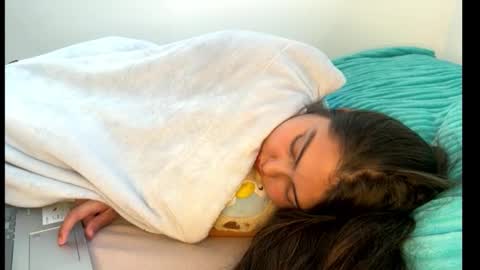 gabbyfoox online show from 09-18-25, 05:48