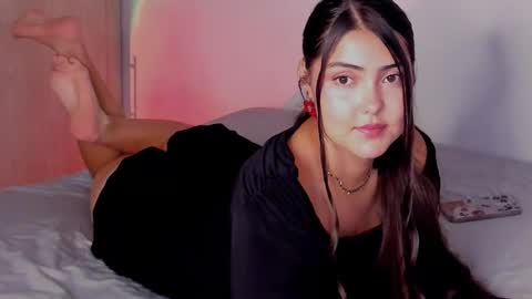 Snapshot of gabbyfoox chatting on 05-17-26, 02:20 gabbyfoox online show from 05-17-26, 02:20