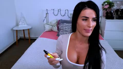 GabiCarter online show from 05-11-26, 06:19