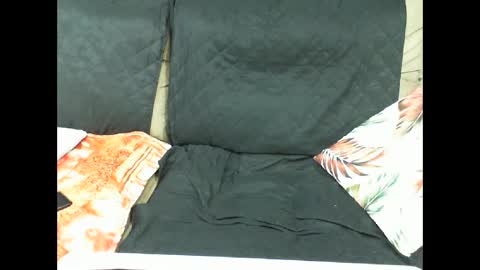 gaby  layla online show from 01-31-25, 02:04