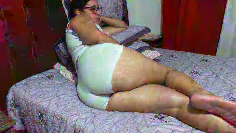 gaby  layla online show from 10-15-25, 10:21