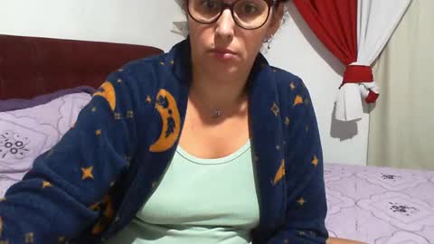 gaby  layla online show from 05-02-26, 09:42