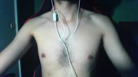 Snapshot of gabo_luffy chatting on 03-12-25, 03:13 Antonio online show from 03-12-25, 03:13