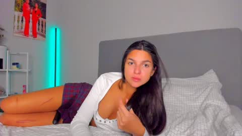 Snapshot of gabri_baby chatting on 12-23-24, 03:18 The next stream in car 1 december 10pm time in France online show from 12-23-24, 03:18