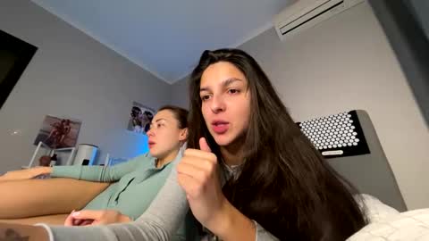 Snapshot of gabri_baby chatting on 01-30-25, 06:43 The next stream in car 1 december 10pm time in France online show from 01-30-25, 06:43