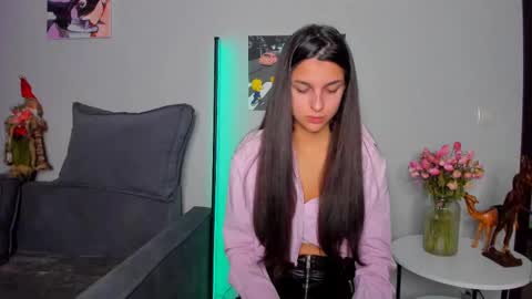 Snapshot of gabri_baby chatting on 02-26-25, 02:57 The next stream in car 1 december 10pm time in France online show from 02-26-25, 02:57