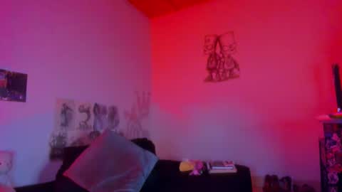 Gabriela online show from 10-18-25, 06:19