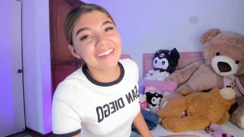 Snapshot of gabriela_miller2 chatting on 02-27-25, 04:52 Gaby online show from 02-27-25, 04:52