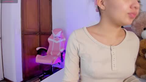 Snapshot of gabriela_miller2 chatting on 03-03-25, 12:37 Gaby online show from 03-03-25, 12:37