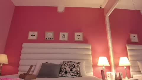 Gabriela salgado online show from 03-03-25, 01:53