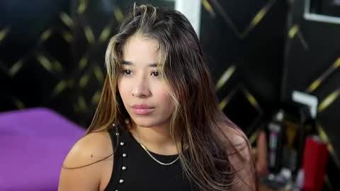 Gabriela salgado online show from 10-17-25, 10:51