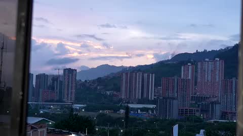 Gabriela salgado online show from 11-03-25, 10:49