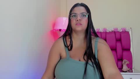 Snapshot of gabrielaa_01 chatting on 12-07-24, 04:25 Gaby Im on vacation see you on November 25 online show from 12-07-24, 04:25