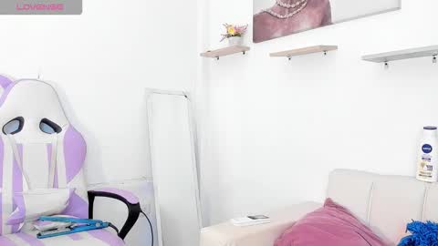 gabrielaa_miller_ online show from 09-16-25, 08:10