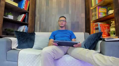 gabrieldraven online show from 09-22-25, 07:38