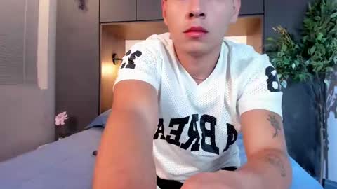 gabriell_ramirez_ online show from 01-26-25, 03:48