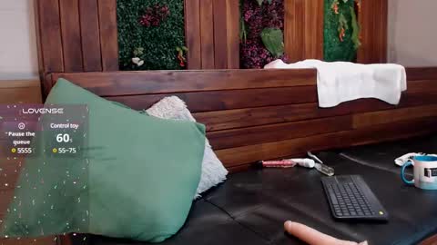 gabriell_ramirez_ online show from 03-03-25, 10:06