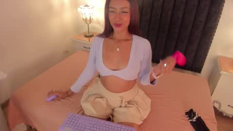 gabriella ortiz online show from 11-26-25, 07:26