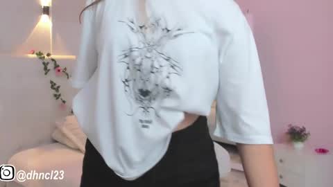 Gabriella online show from 03-05-25, 01:42