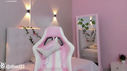 Gabriella online show from 03-07-25, 08:11