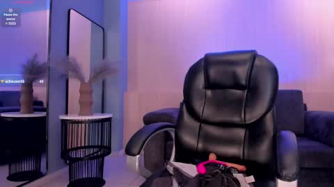 Gabriella Lee online show from 03-01-25, 08:23