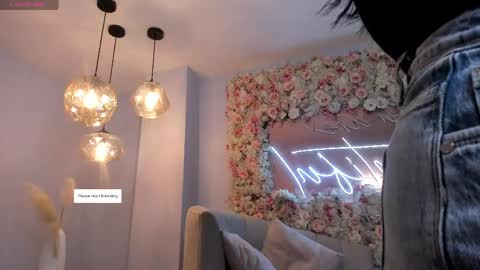 Snapshot of gabriellalee_ chatting on 04-28-26, 03:22 Gabriella Lee online show from 04-28-26, 03:22