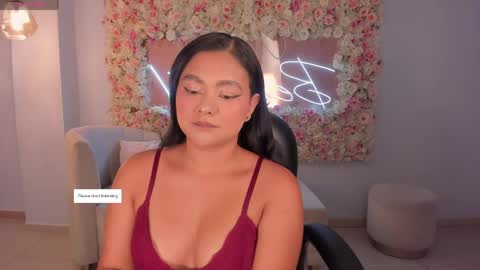 Snapshot of gabriellalee_ chatting on 04-29-26, 03:32 Gabriella Lee online show from 04-29-26, 03:32