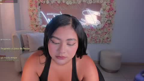 Snapshot of gabriellalee_ chatting on 05-01-26, 04:06 Gabriella Lee online show from 05-01-26, 04:06