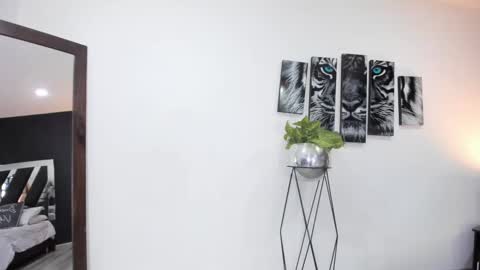 Snapshot of gabriellasmith_ chatting on 10-03-25, 03:09 Gabriella Antonella online show from 10-03-25, 03:09