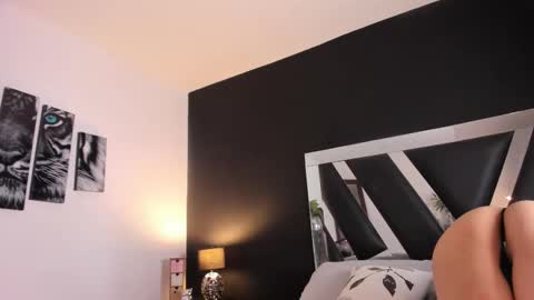 Snapshot of gabriellasmith_ chatting on 10-06-25, 03:09 Gabriella Antonella online show from 10-06-25, 03:09