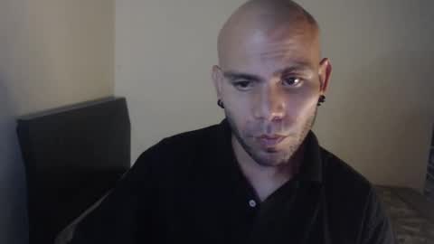 Gabriel online show from 05-17-26, 01:36