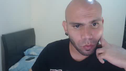 Gabriel online show from 05-18-26, 03:57