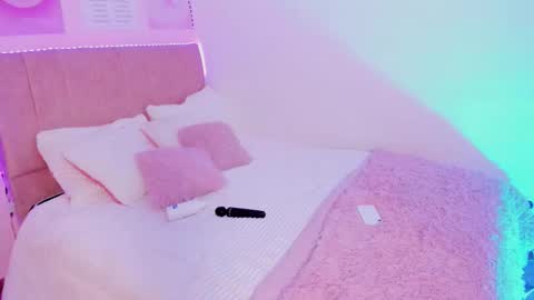   online show from 01-11-26, 06:18