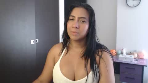 Gaby Blue online show from 06-04-26, 03:51