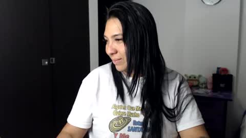 Snapshot of gaby_bluexx chatting on 07-15-26, 10:20 Gaby Blue online show from 07-15-26, 10:20
