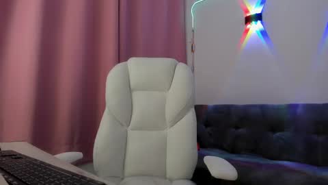 gaby online show from 02-11-25, 06:40