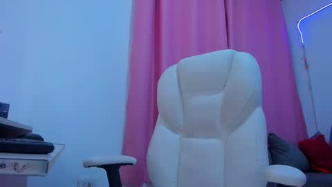 gaby online show from 10-04-25, 01:53