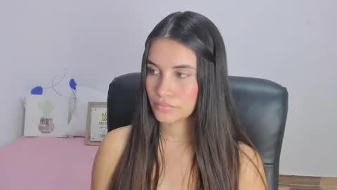 Snapshot of gaby_olsen chatting on 11-07-25, 08:53 Gabriela online show from 11-07-25, 08:53